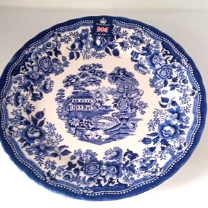 Queens by Churchill made in England Blue Colonial 13 inch